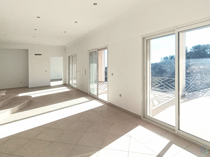 Moradia T4 para Venda em Além da Ribeira e Pedreira Foto 24