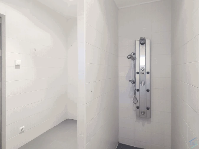 Moradia T4 para Venda em Além da Ribeira e Pedreira Foto 48