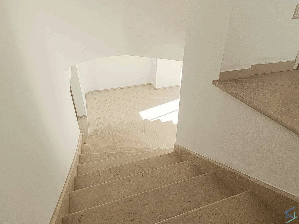 Moradia T4 para Venda em Além da Ribeira e Pedreira Foto 18