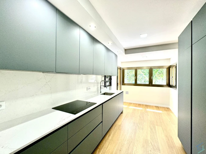 Apartamento T4 para Venda em São Pedro de Tomar Foto 2