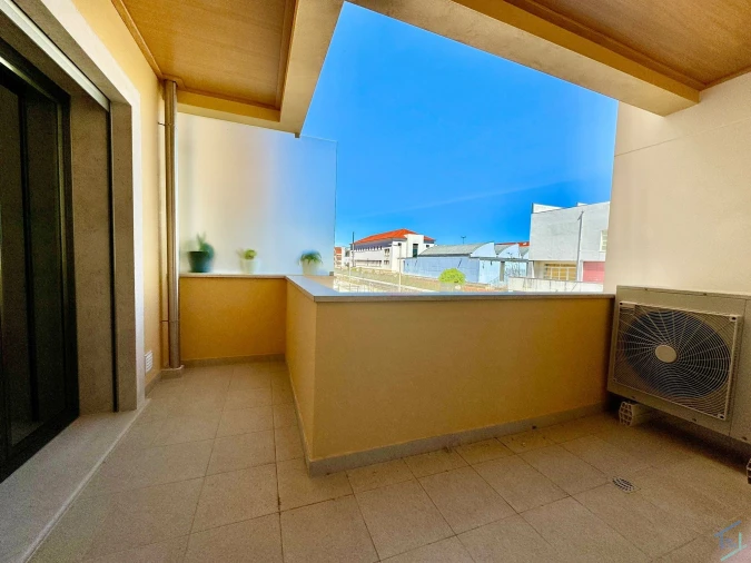 Apartamento T4 para Venda em São Pedro de Tomar Foto 6