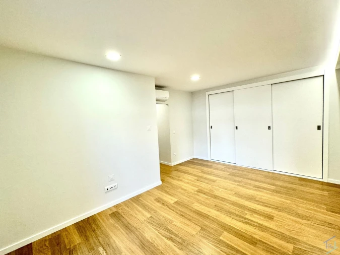 Apartamento T4 para Venda em São Pedro de Tomar Foto 7