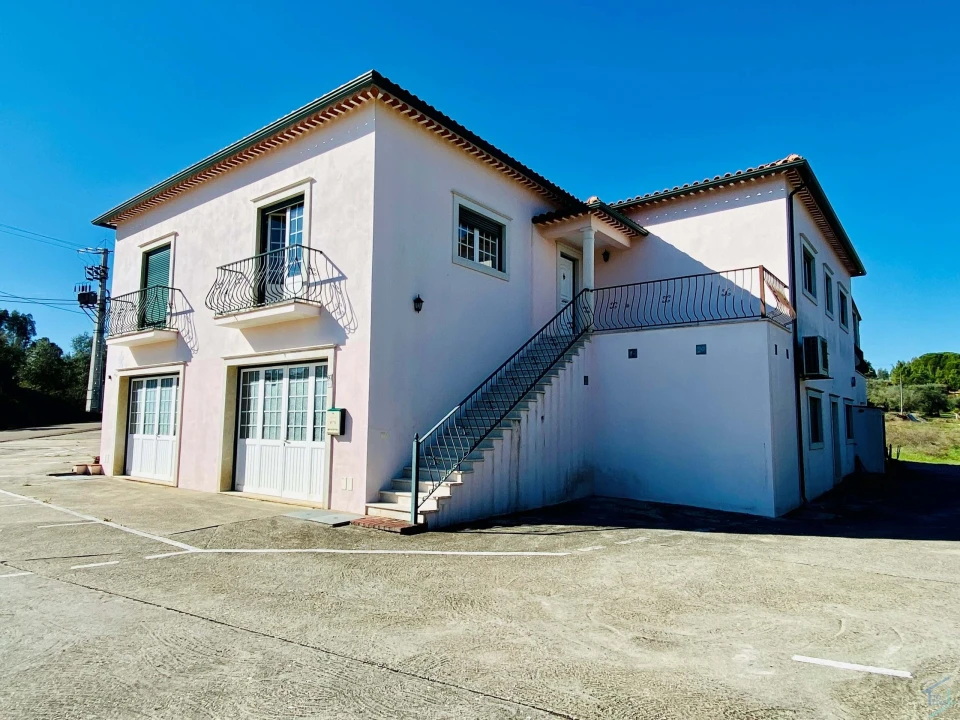 Negócio para Venda em Asseiceira Foto 1