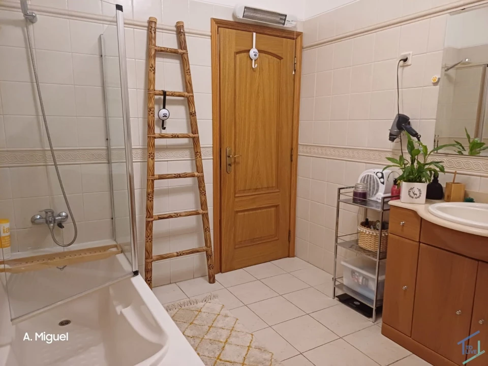 Apartamento T5 para Venda em São Pedro de Tomar Foto 22