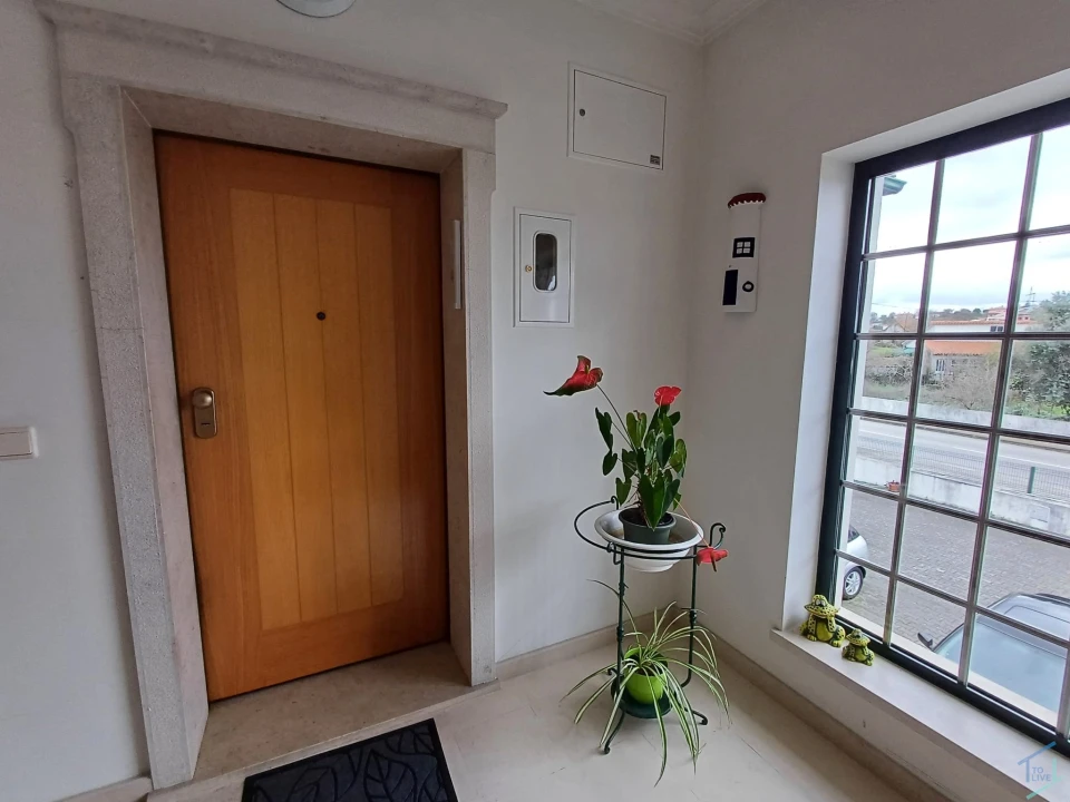 Apartamento T5 para Venda em São Pedro de Tomar Foto 4