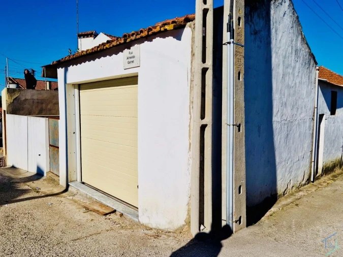 Moradia para Venda em Amiais de Baixo Foto 4