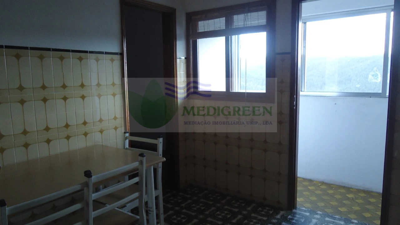 Apartamento para Venda em Sever do Vouga Foto 11