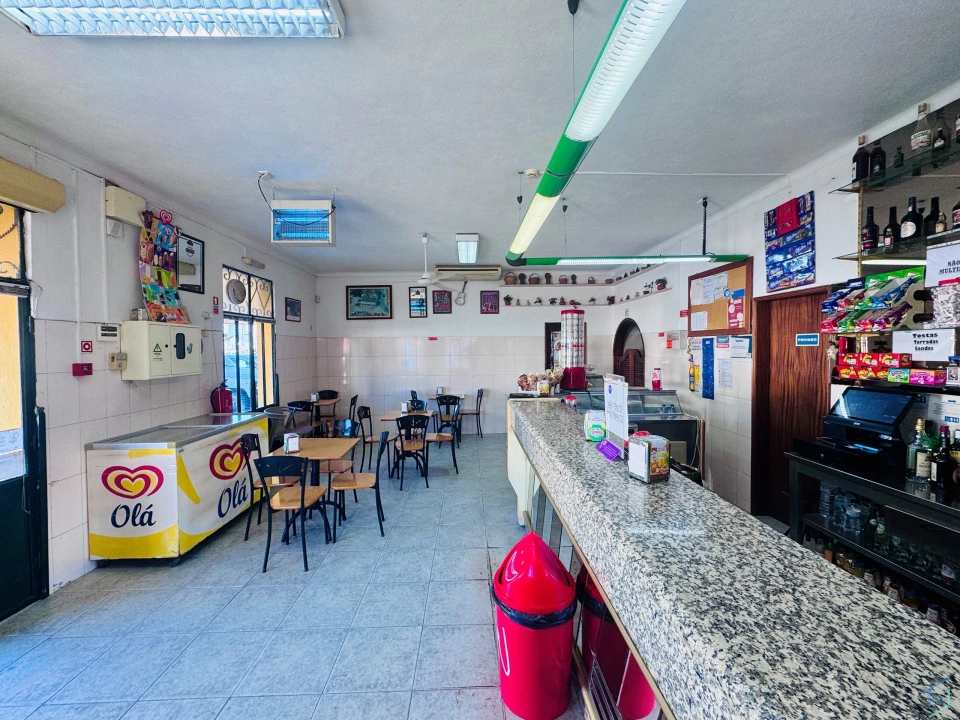 Negócio para Venda em Riachos Foto 32