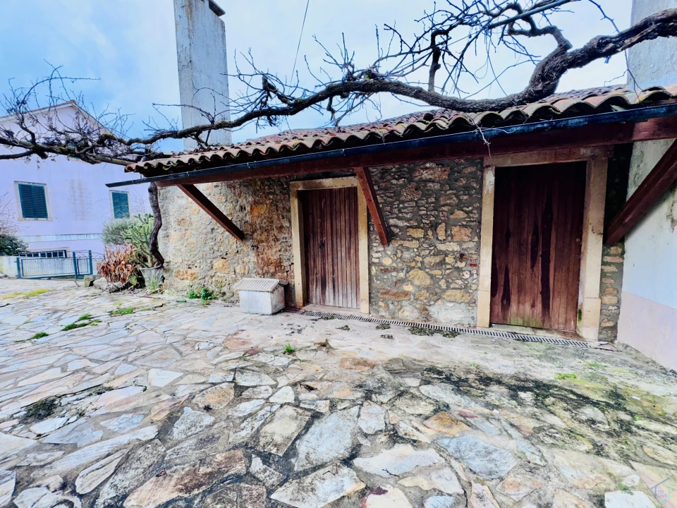 Moradia T5 para Venda em Areias e Pias Foto 5