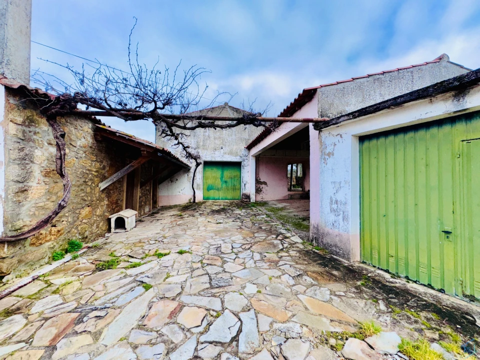 Moradia T5 para Venda em Areias e Pias Foto 6