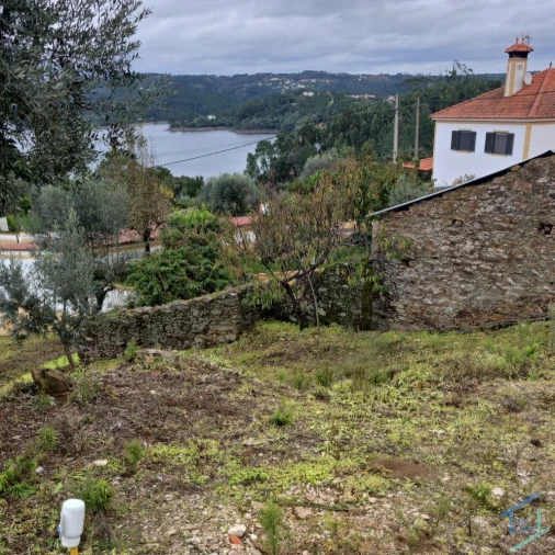 Terreno para Venda em São Pedro de Tomar Foto 2