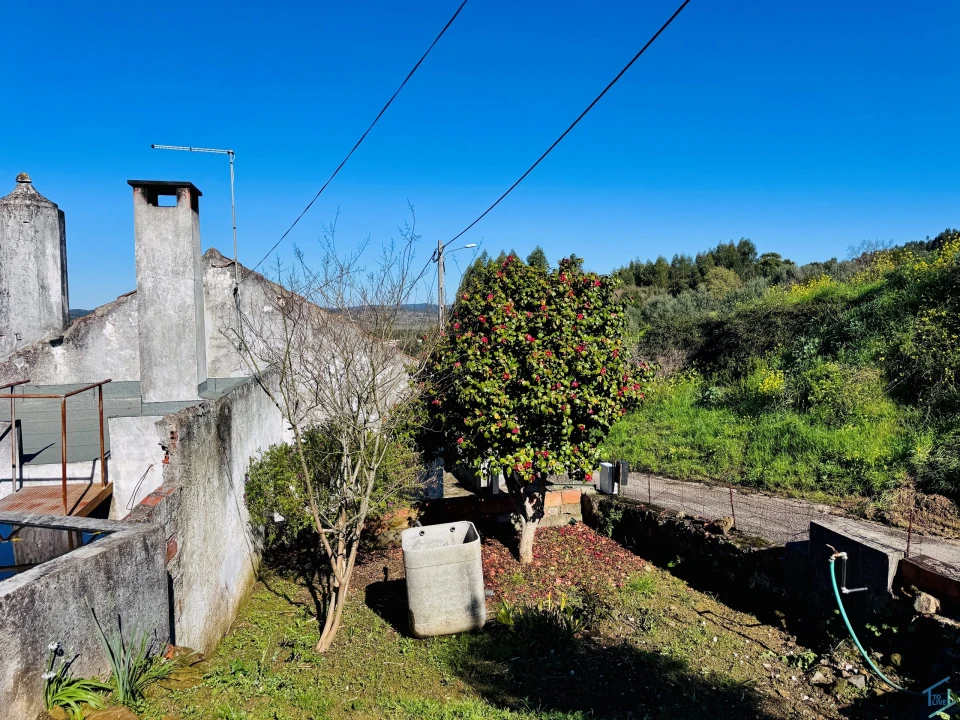 Moradia T2 para Venda em Areias e Pias Foto 34