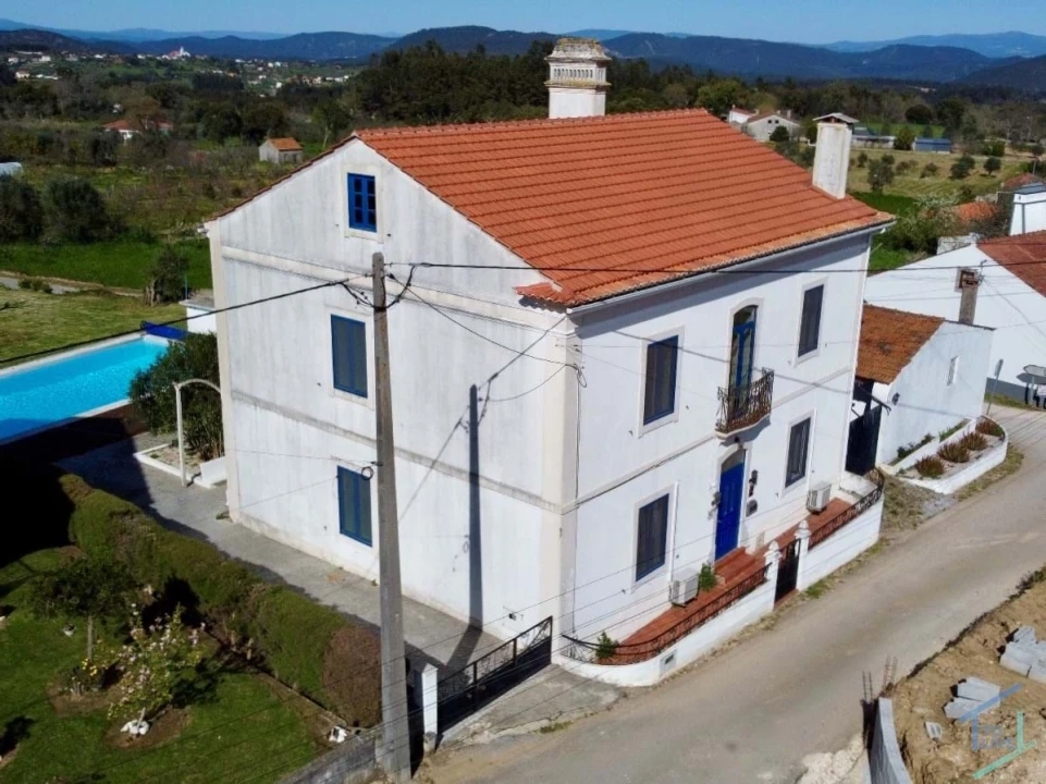 Moradia T5 para Venda em Nossa Senhora do Pranto Foto 43