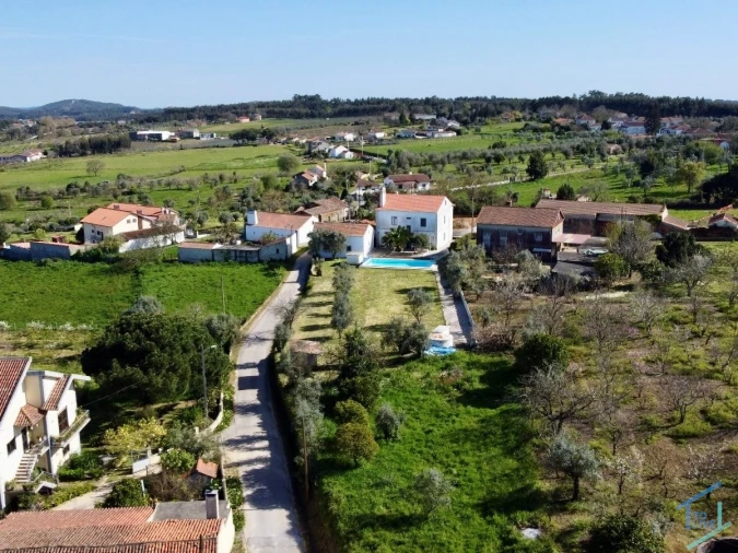 Moradia T5 para Venda em Nossa Senhora do Pranto Foto 30