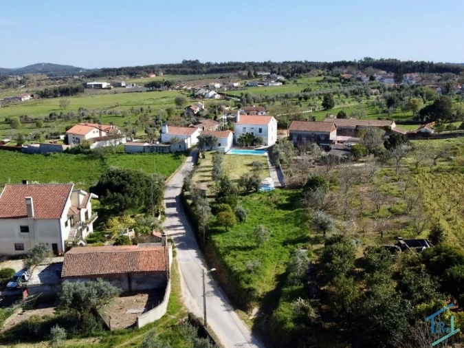 Moradia T5 para Venda em Nossa Senhora do Pranto Foto 32