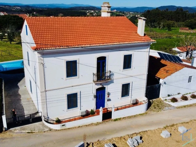 Moradia T5 para Venda em Nossa Senhora do Pranto Foto 27