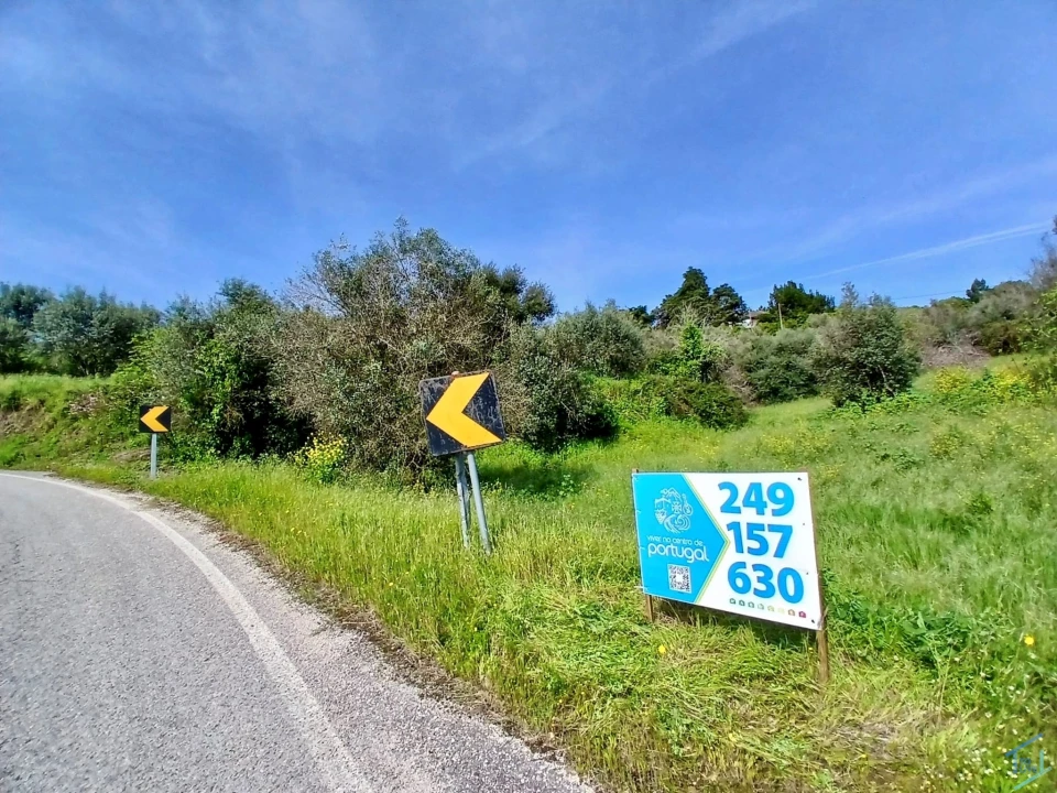 Terreno para Venda em São Pedro de Tomar Foto 2