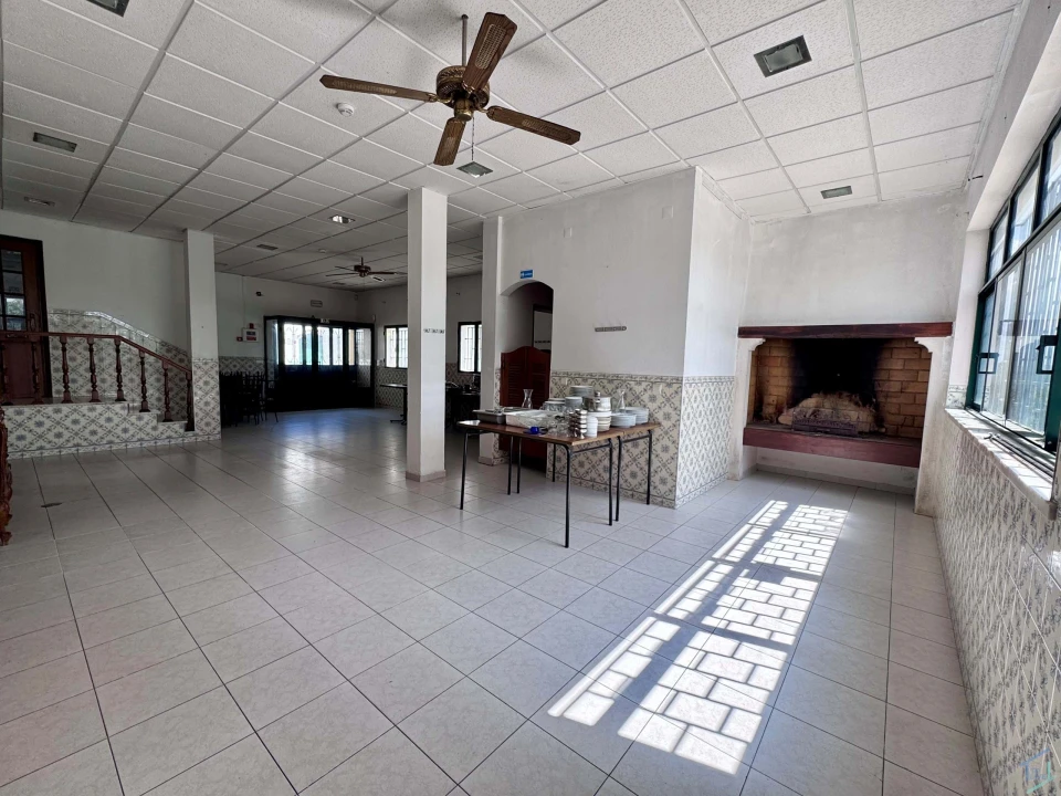 Negócio para Venda em Paialvo Foto 12