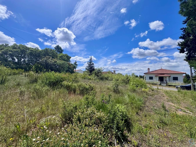 Terreno para Venda em Casais e Alviobeira Foto 18