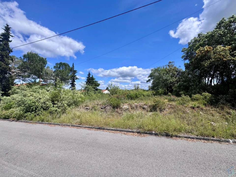 Terreno para Venda em Casais e Alviobeira Foto 3