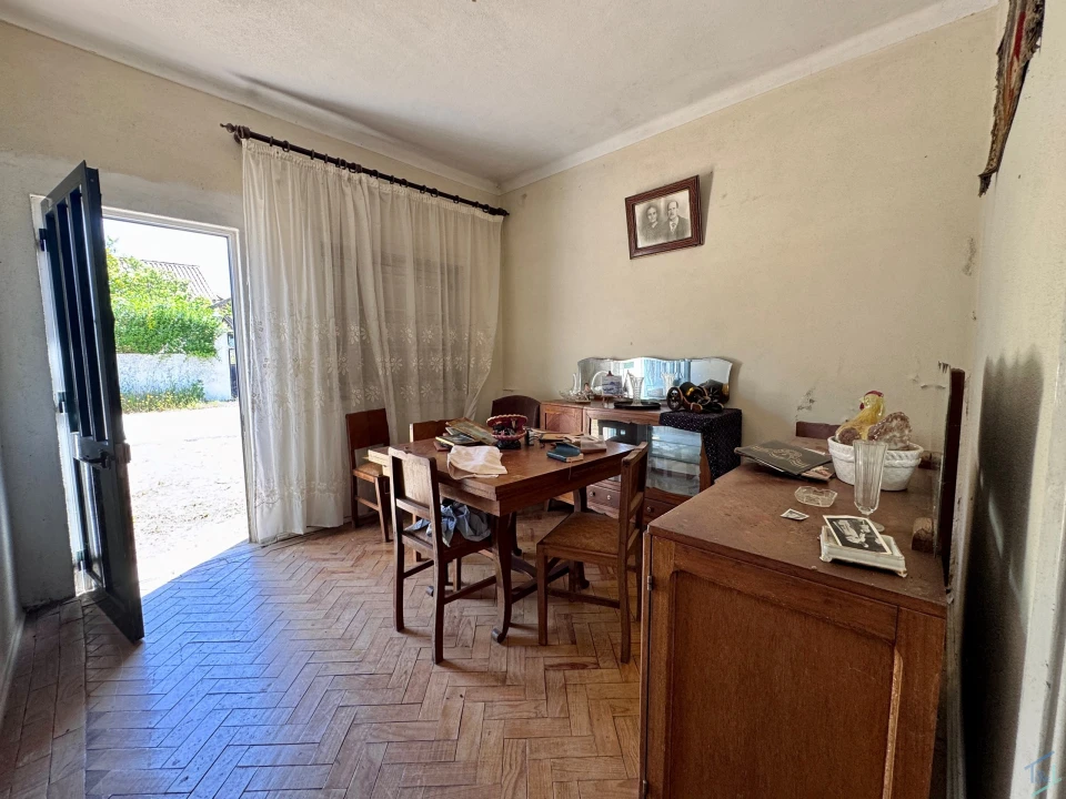 Moradia T2 para Venda em Madalena e Beselga Foto 6