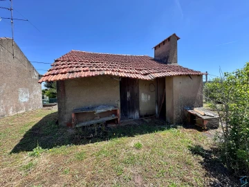 Moradia T2 para Venda em São Pedro de Tomar