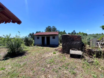 Moradia T2 para Venda em São Pedro de Tomar