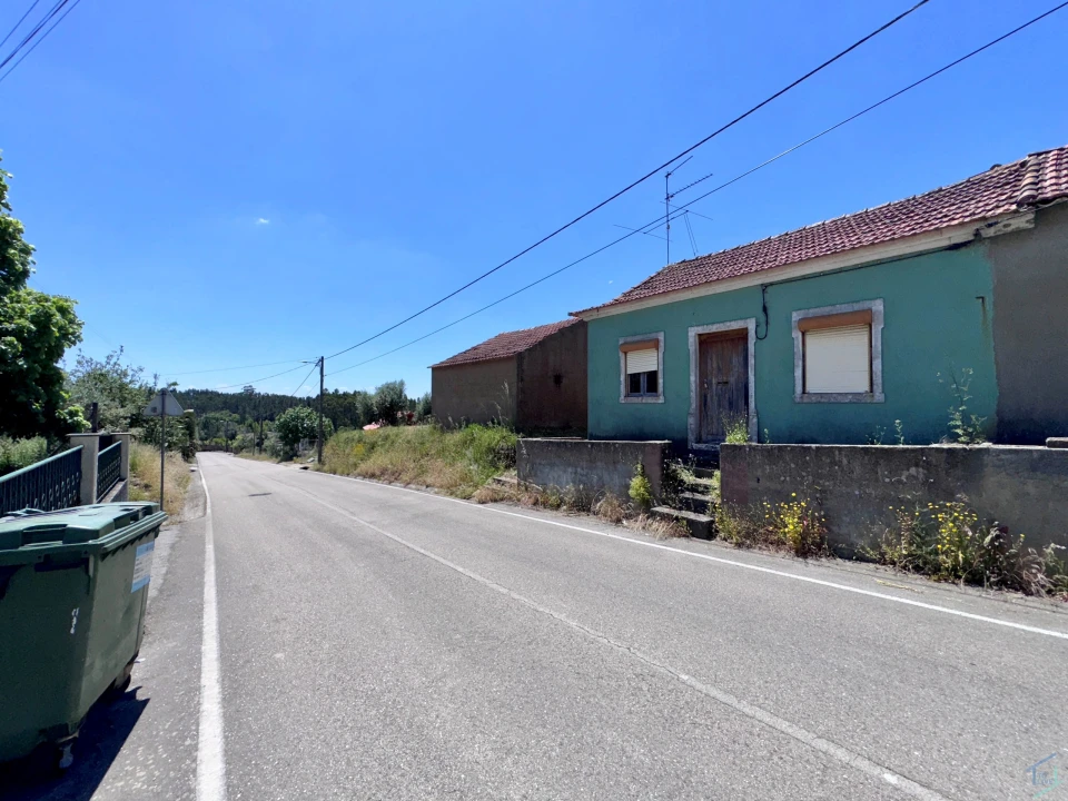 Moradia T2 para Venda em São Pedro de Tomar Foto 4