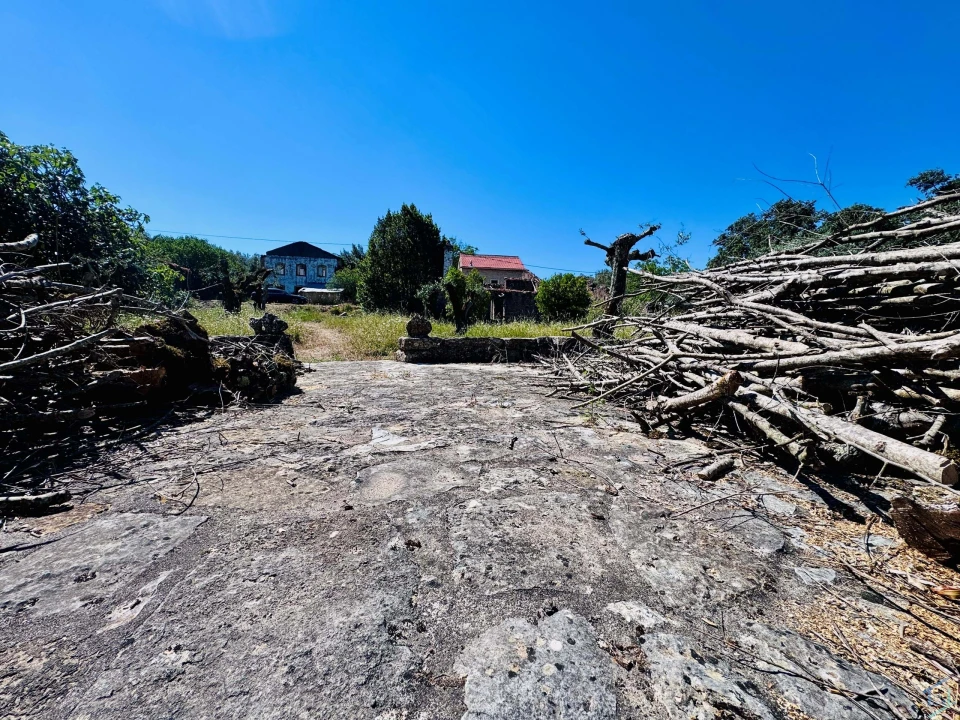 Terreno para Venda em Areias e Pias Foto 14