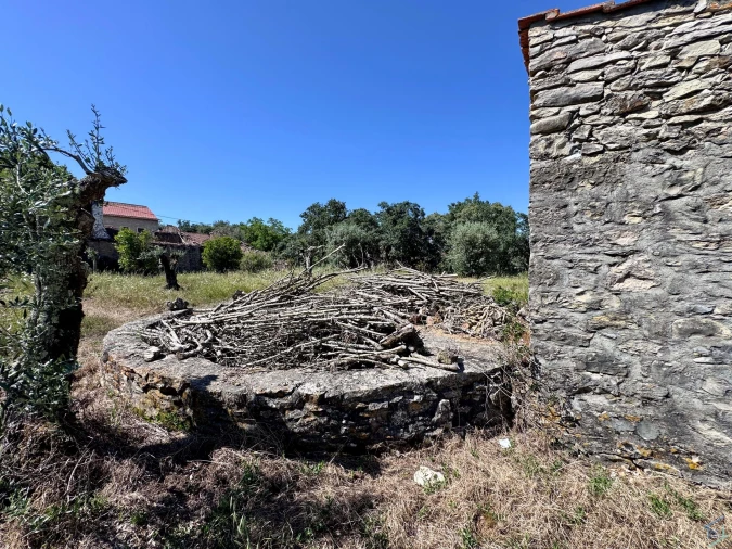 Terreno para Venda em Areias e Pias Foto 59