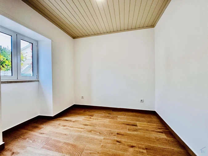 Moradia T2 para Venda em Sabacheira Foto 6