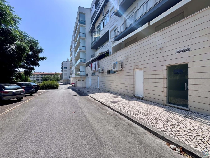 Garagem para Venda em São Pedro de Tomar Foto 9