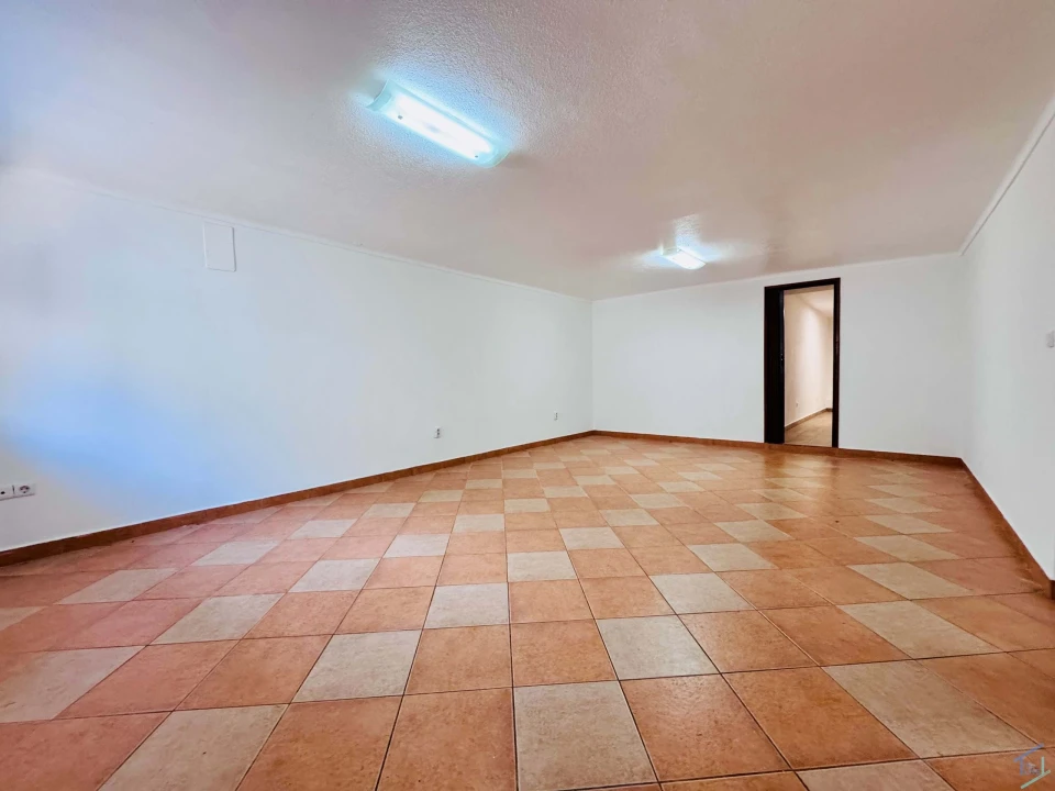 Moradia T3 para Venda em Chãos Foto 12