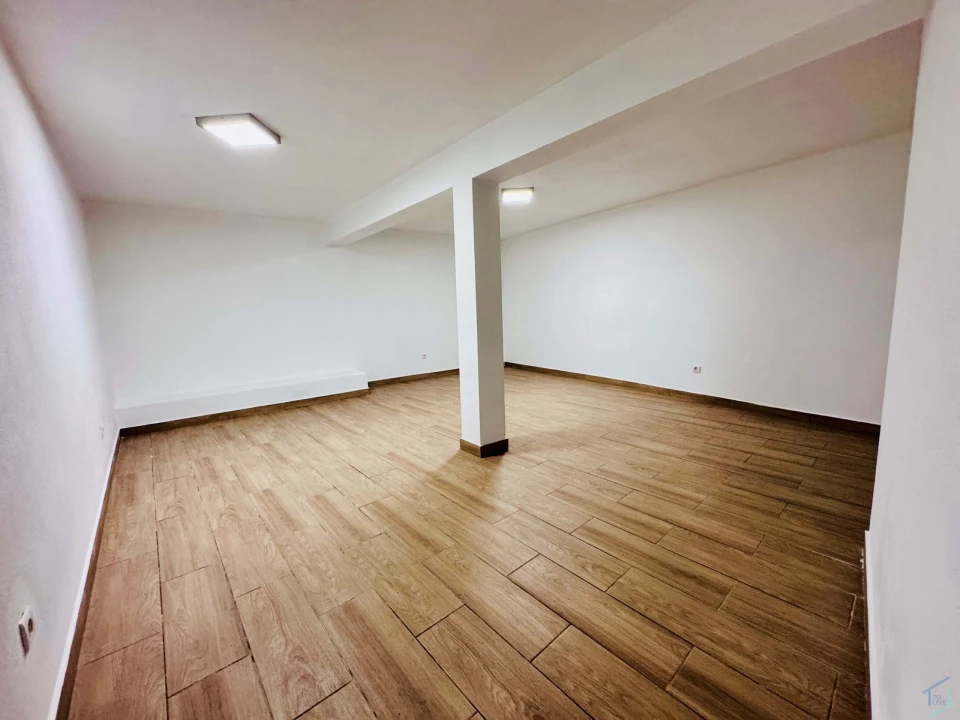 Moradia T3 para Venda em Chãos Foto 14