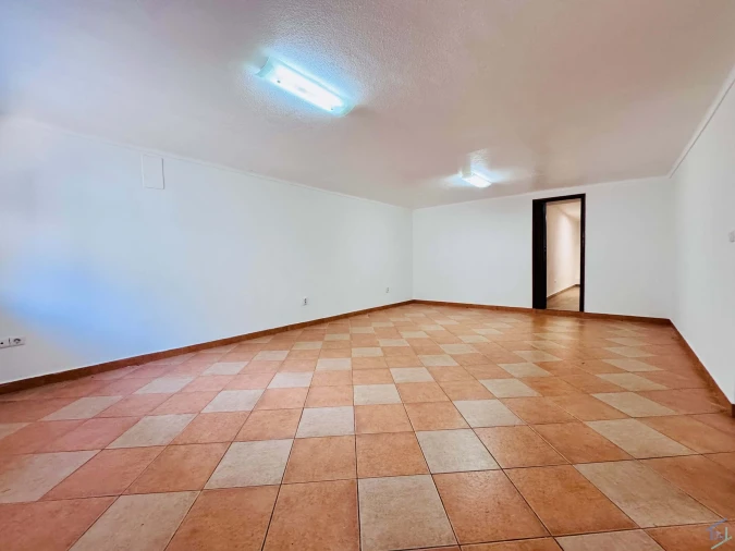 Moradia T3 para Venda em Chãos Foto 12