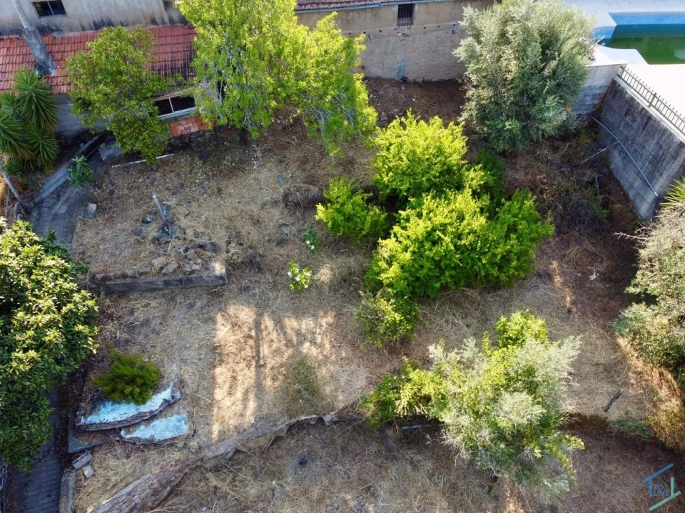 Moradia T3 para Venda em Chãos Foto 72