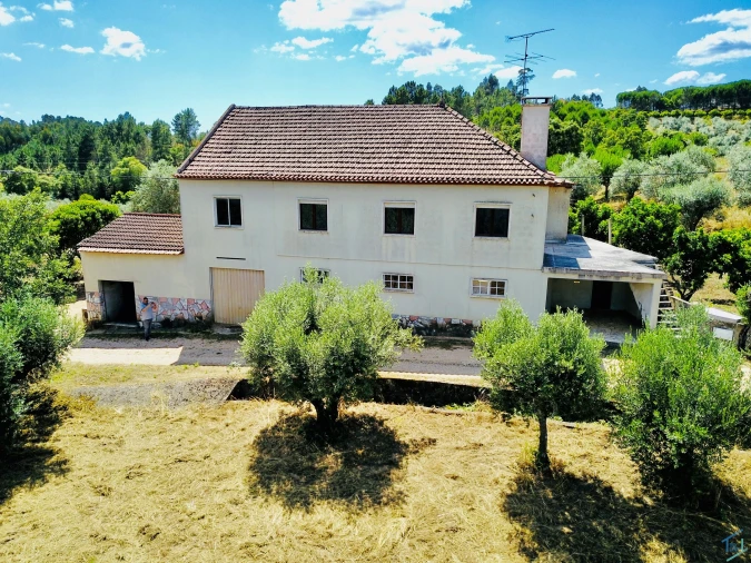 Moradia T7 para Venda em São Pedro de Tomar Foto 2