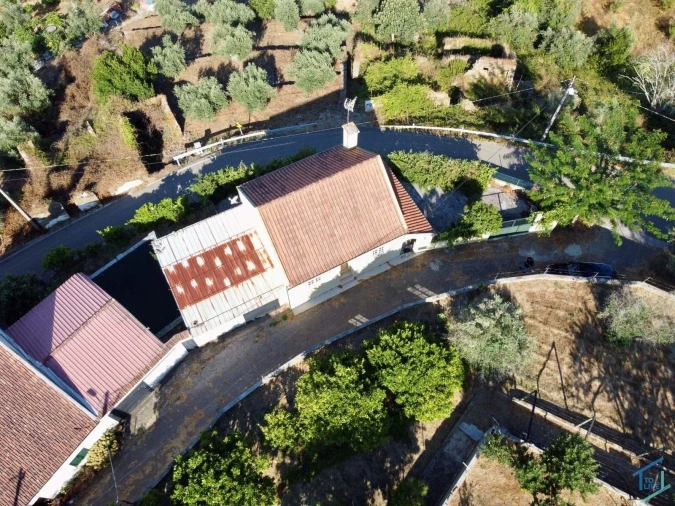 Moradia T2 para Venda em São Pedro de Tomar Foto 33