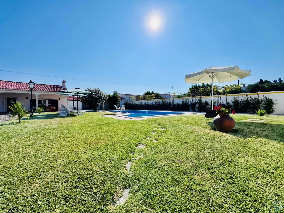 Moradia T4 para Venda em São Pedro de Tomar Foto 39