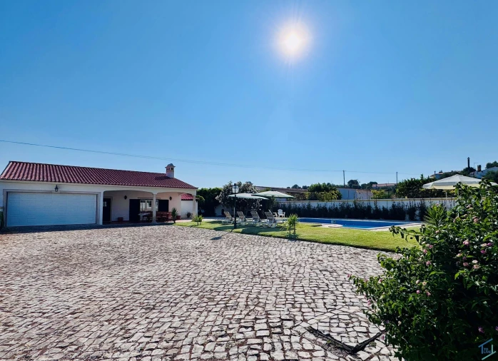 Moradia T4 para Venda em São Pedro de Tomar Foto 62