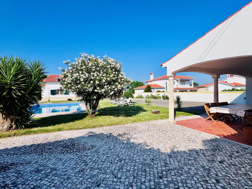 Moradia T4 para Venda em São Pedro de Tomar Foto 61