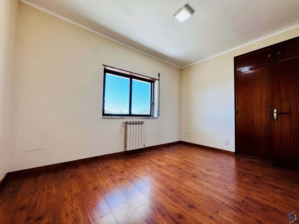 Moradia T4 para Venda em São Pedro de Tomar Foto 14