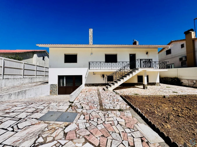 Moradia T4 para Venda em São Pedro de Tomar Foto 31