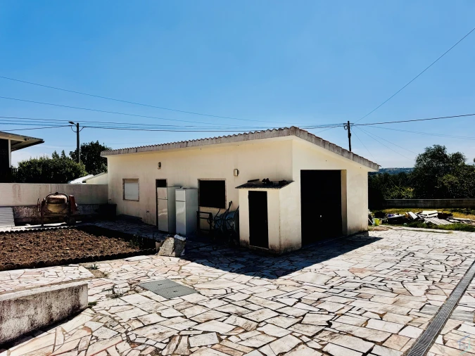 Moradia T4 para Venda em São Pedro de Tomar Foto 35