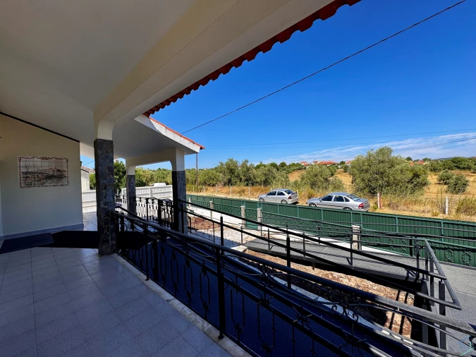 Moradia T4 para Venda em São Pedro de Tomar Foto 41