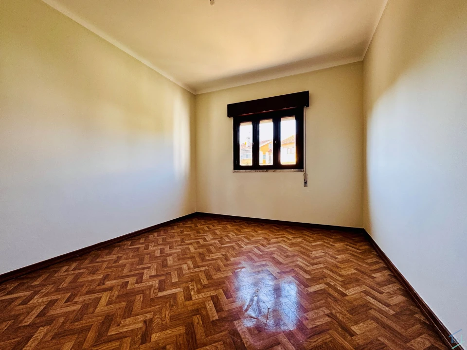 Moradia T3 para Venda em São Pedro de Tomar Foto 10