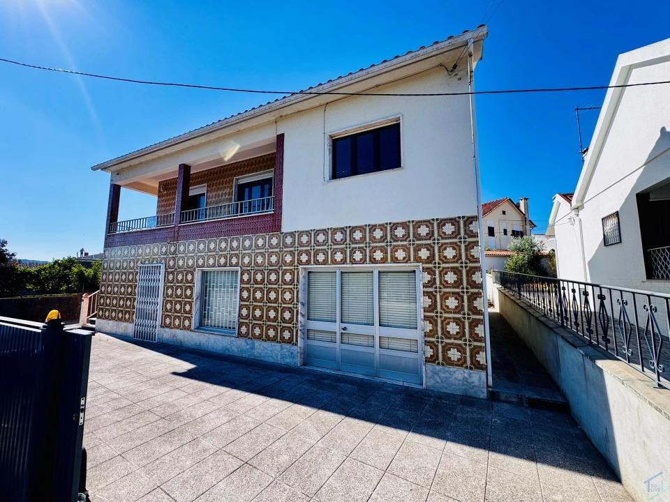 Moradia T3 para Venda em São Pedro de Tomar Foto 16