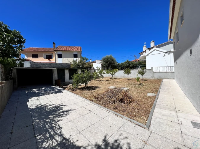 Moradia T3 para Venda em São Pedro de Tomar Foto 20