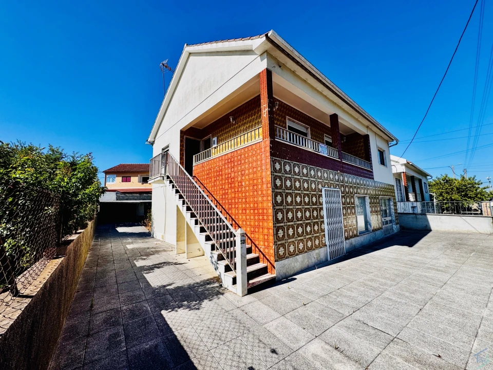 Moradia T3 para Venda em São Pedro de Tomar Foto 2