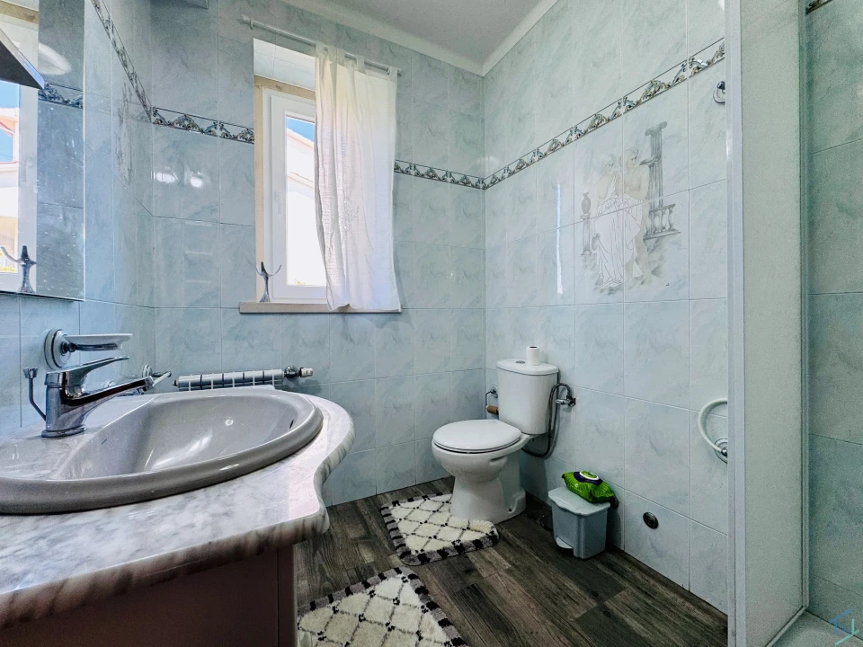 Moradia T4 para Venda em Madalena e Beselga Foto 5